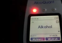 3 promile i brak prawka - pijany kierowca zatrzymany dzięki zgłoszeniu - zdjęcie główne