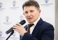Trzynastka, jubilatka i ekwiwalent - wójt ujawnia zarobki - zdjęcie główne