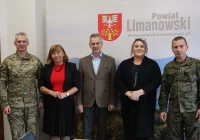 Zmiana dowódcy 11. Małopolskiej Brygady Obrony Terytorialnej. Podziękowania i gratulacje od Burmistrz Limanowej - zdjęcie główne