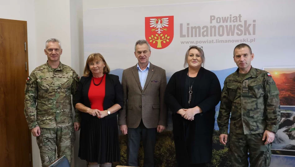 Zmiana dowódcy 11. Małopolskiej Brygady Obrony Terytorialnej. Podziękowania i gratulacje od Burmistrz Limanowej - zdjęcie 1