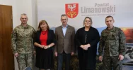 Zmiana dowódcy 11. Małopolskiej Brygady Obrony Terytorialnej. Podziękowania i gratulacje od Burmistrz Limanowej - zdjęcie 2