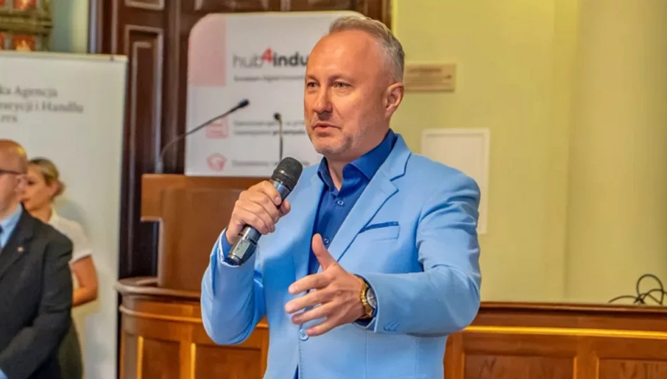 Prezydent Ludomir Handzel i jego zastępca zatrzymani przez CBA - zdjęcie 1