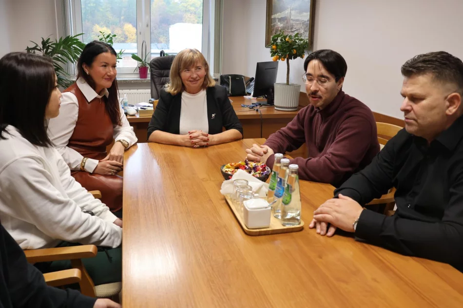 Prezydent Światowej Organizacji Karate wraz z delegacją z Japonii gościem Urzędu Miasta Limanowa! - zdjęcie 8