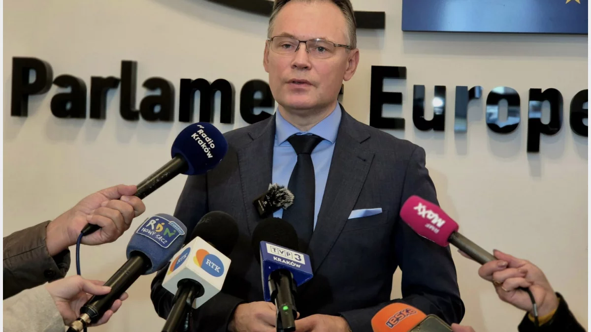 Europoseł wzywa prezydenta Ludomira Handzla do dymisji