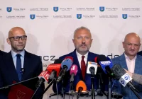 Ludomir Handzel po akcji CBA: „próba detronizacji za pomocą służb; sfrustrowane małżeństwo” - zdjęcie główne