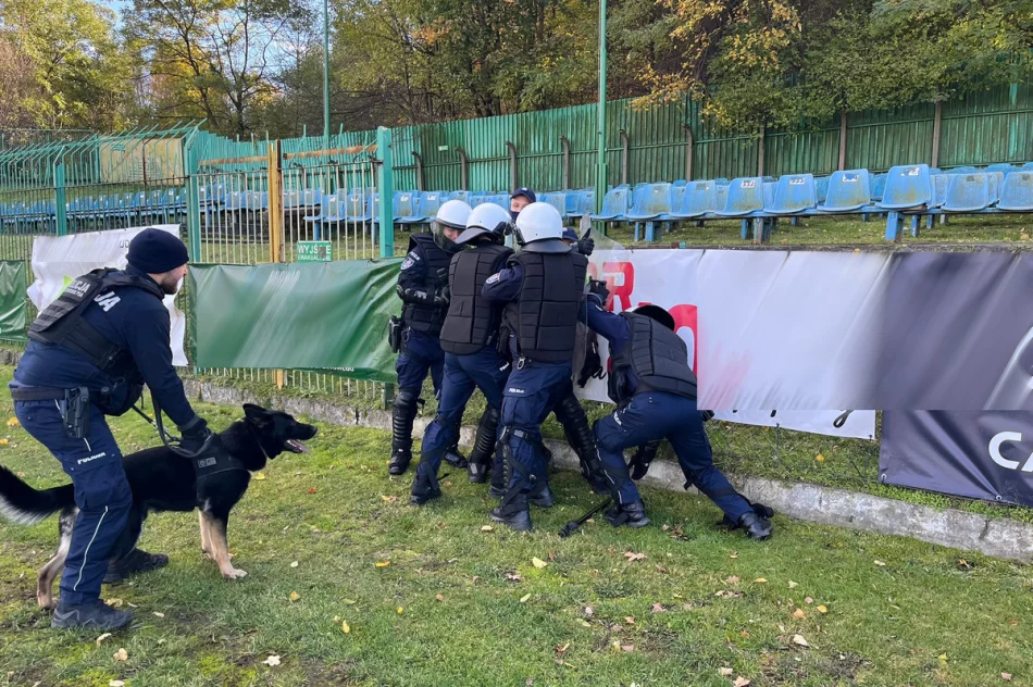Policyjne ćwiczenia - uczestniczyli mundurowi z Limanowej - zdjęcie 5