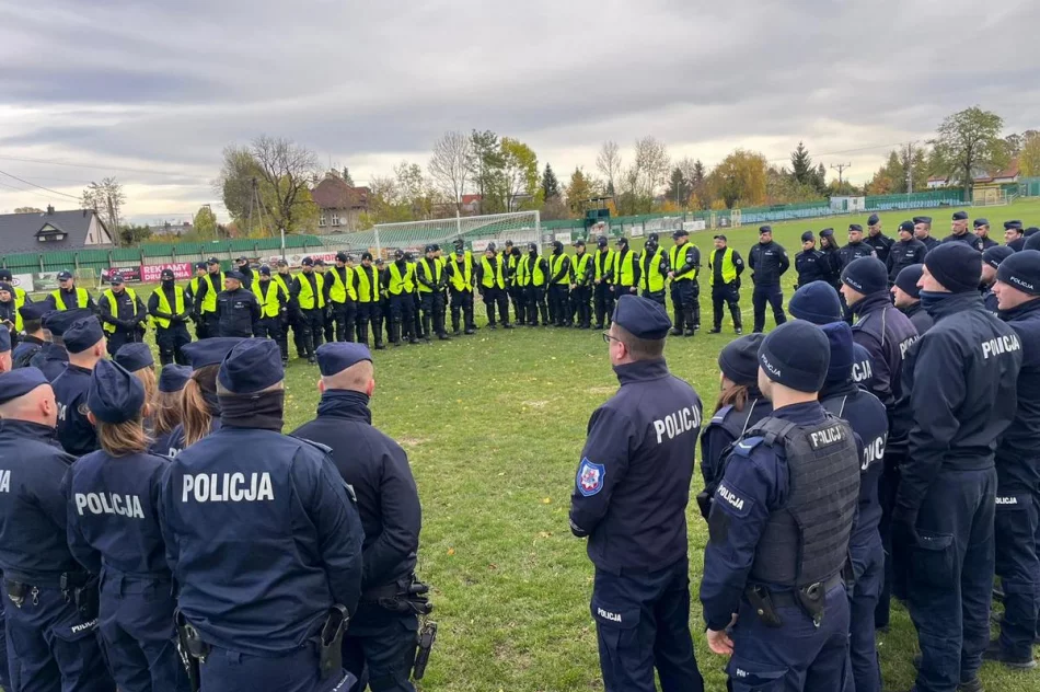 Policyjne ćwiczenia - uczestniczyli mundurowi z Limanowej - zdjęcie 9