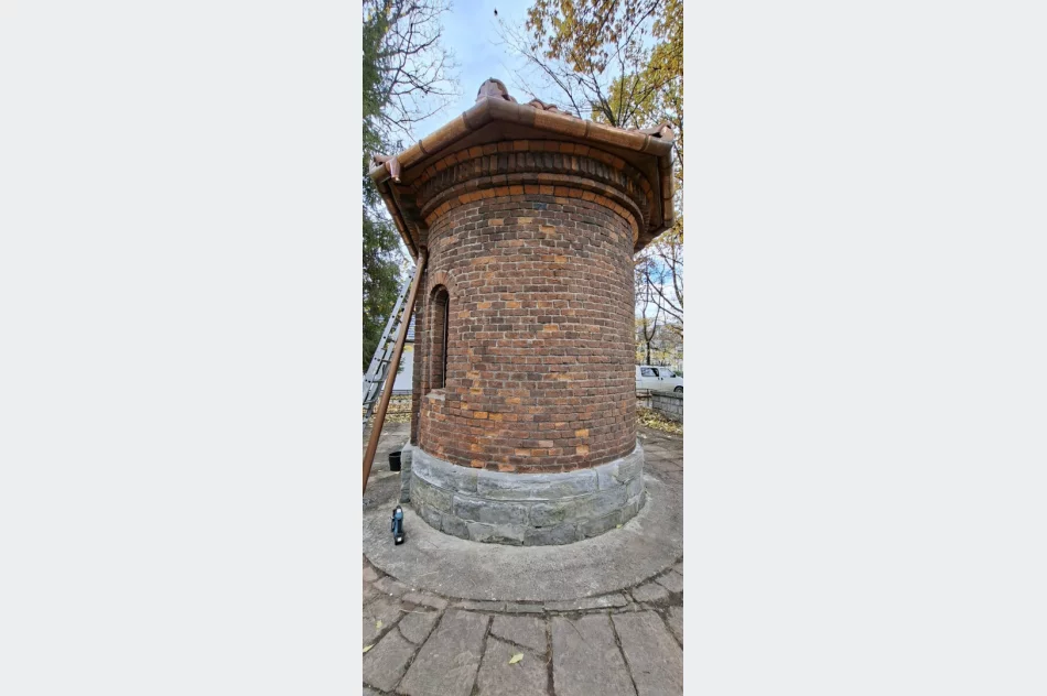 Dach zabytkowej kaplicy dworskiej wyremontowany - zdjęcie 6