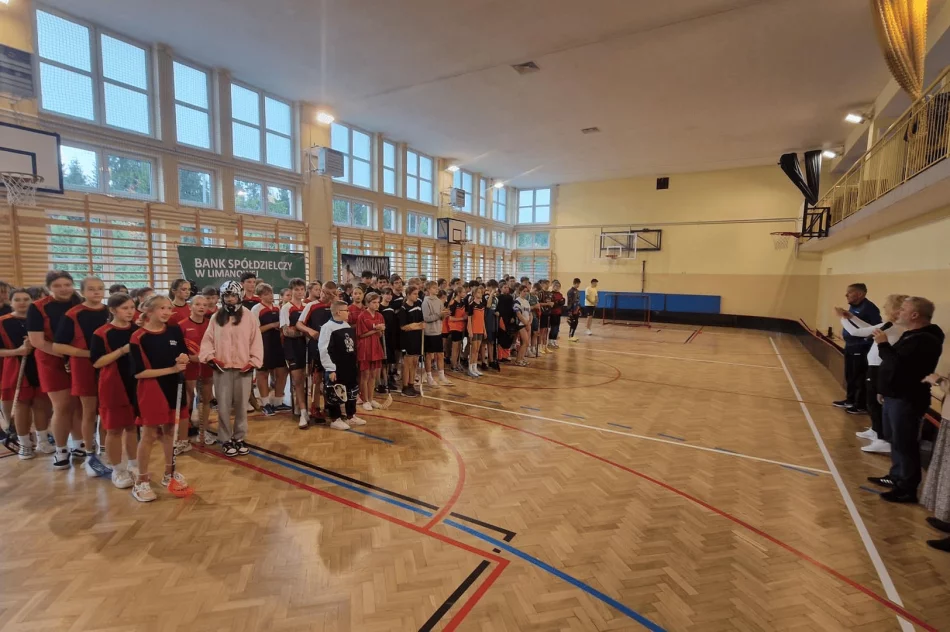 Chłopaki z Męciny Mistrzami Powiatu w Unihokeju - zdjęcie 7