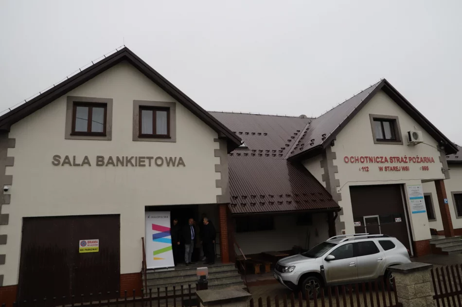 Modernizacja budynku i podjazdu, wymiana kotła gazowego oraz doposażenie OSP w Starej Wsi - zdjęcie 7