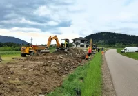 Nowe sieci wodociągowe i kanalizacyjne - zdjęcie główne