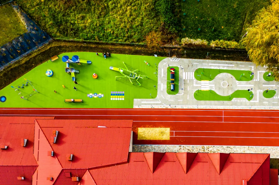 Nowy obiekt sportowo-rekreacyjny przy szkole (ZDJĘCIA) - zdjęcie 9