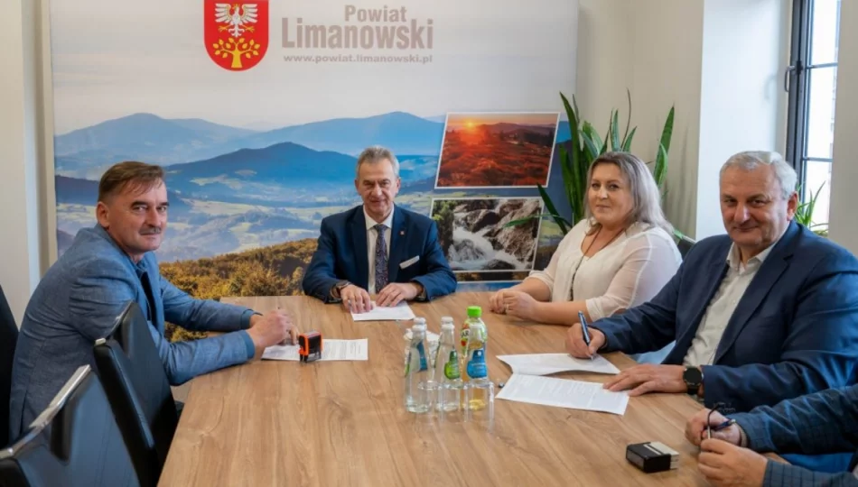 Podpisano umowę na przebudowę drogi  - zdjęcie 1