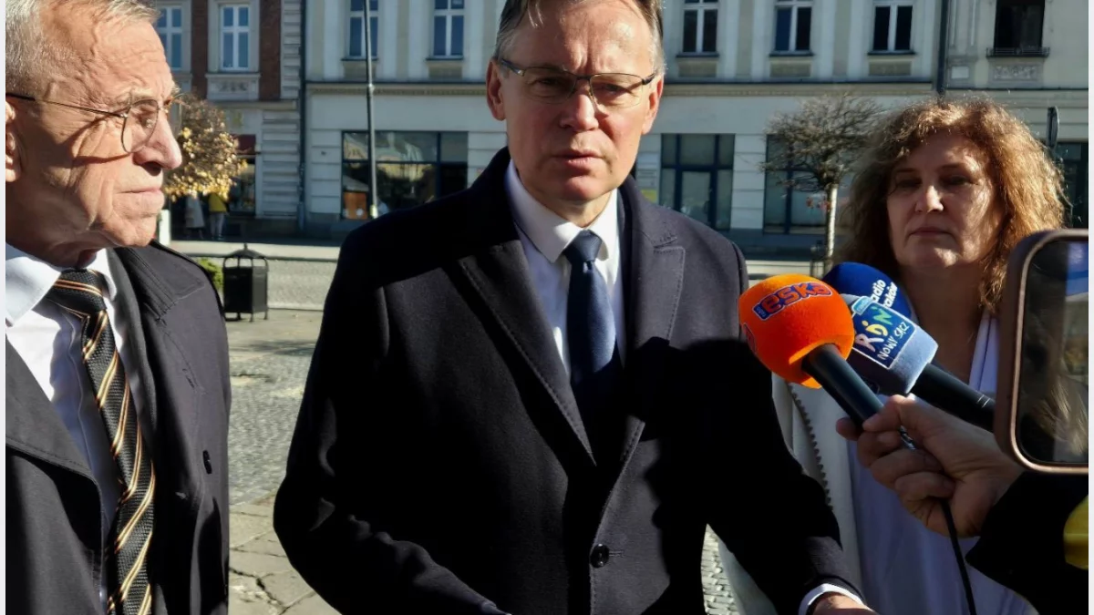 Arkadiusz i Iwona Mularczyk pozywają prezydenta Nowego Sącza