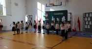 Ślubowanie uczniów klasy pierwszej w Szkole Podstawowej nr 2 w Siekierczynie - zdjęcie 2
