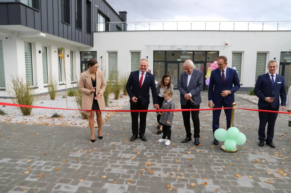 Witajcie w naszej bajce! - otwarcie przedszkola w Starej Wsi - zdjęcie 3