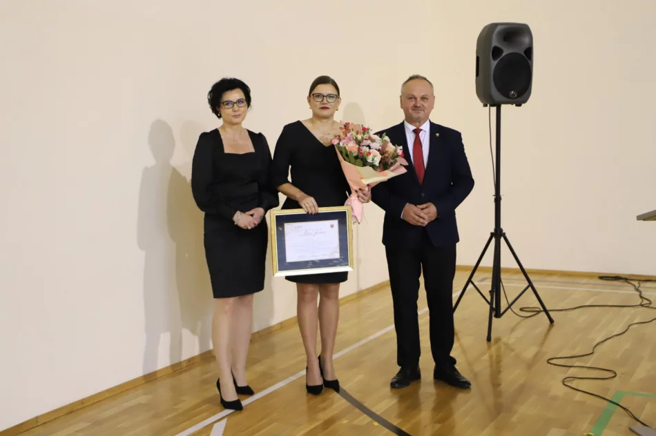 Witajcie w naszej bajce! - otwarcie przedszkola w Starej Wsi - zdjęcie 5