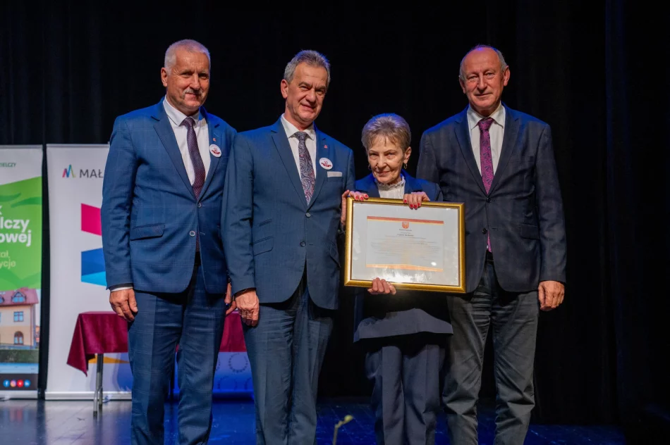 120-lecie ZNP: uroczysta gala i wyróżnienia dla nauczycieli - zdjęcie 19