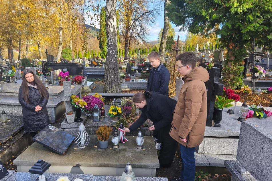 Znicze pamięci na grobach Legionistów - zdjęcie 3