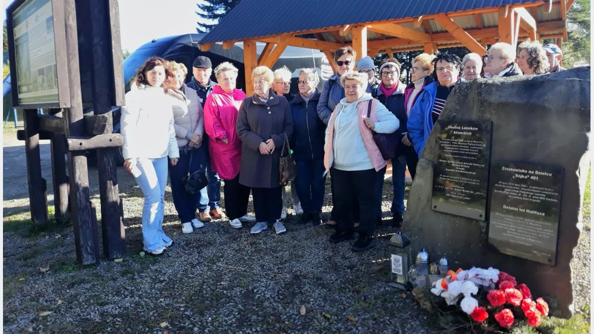 Wycieczka seniorów śladem 1. PSP AK w Słopnicach/fot.: UG Słopnice