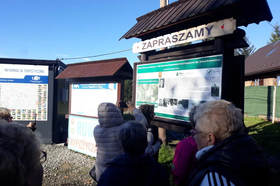 Seniorzy na szlaku historii  - zdjęcie 3