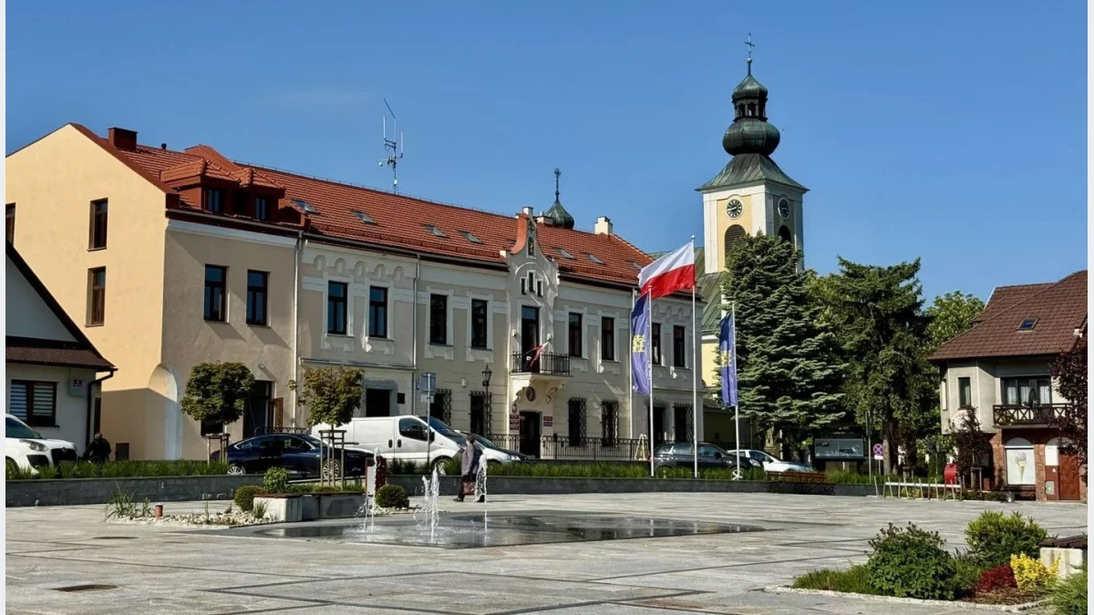 Rynek w Tymbarku/fot.: archiwum