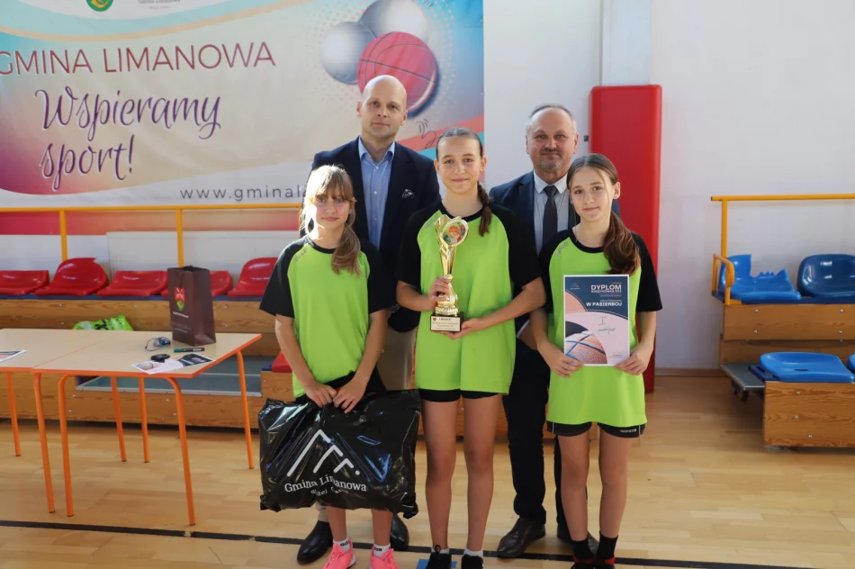 Rozstrzygnięcie mistrzostw Gminy Limanowa w Koszykówce 3x3 Dzieci - zdjęcie 4