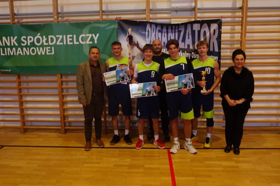 I LO dominuje w koszykarskich trójkach - zdjęcie 2