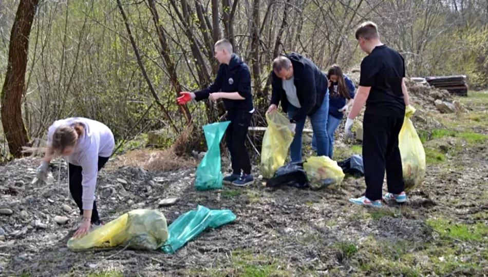 Jesienne sprzątanie gminy - mieszkańcy znów ruszą w teren - zdjęcie 1
