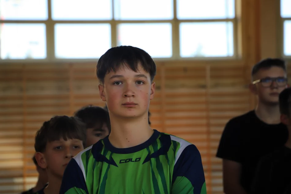 Młodzież ze Starej Wsi z tytułem Mistrzów Gminy w Koszykówce 3x3 w kt. Dziewczęta i Chłopcy - zdjęcie 13