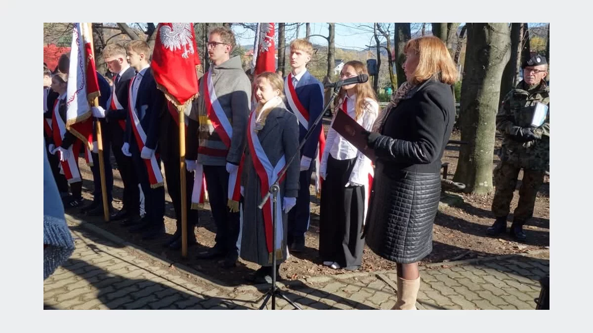 W ZSP Nr 4 w rozpoczęliśmy obchody rocznicy odzyskania przez Polskę Niepodległości pod hasłem „Świętujemy Wolność Razem!”