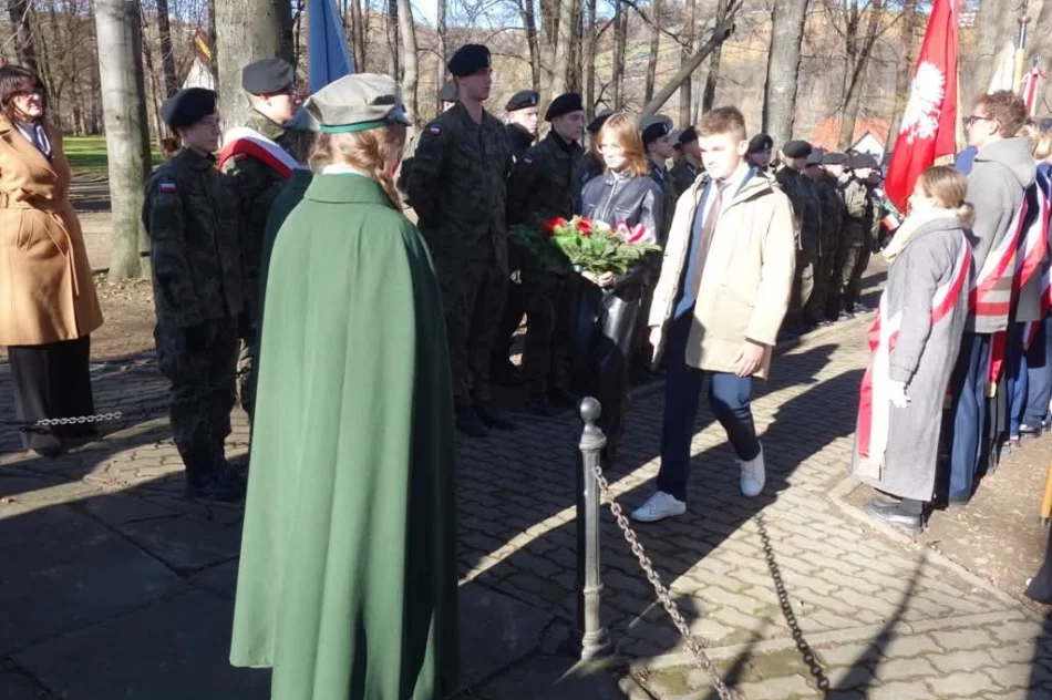W ZSP Nr 4 w rozpoczęliśmy obchody rocznicy odzyskania przez Polskę Niepodległości pod hasłem „Świętujemy Wolność Razem!” - zdjęcie 10