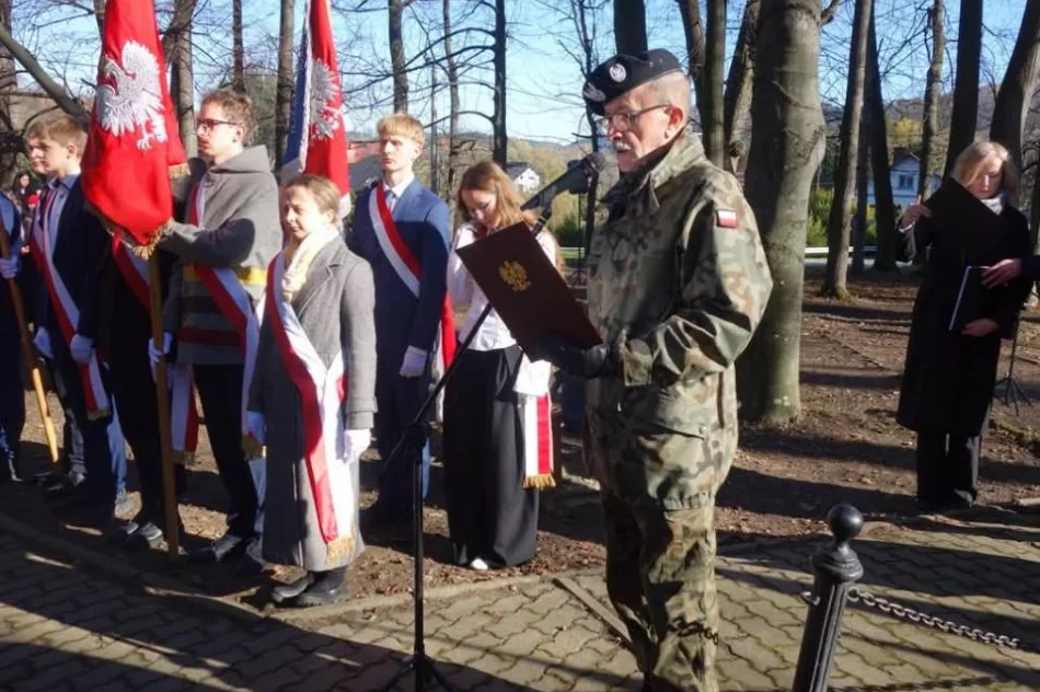 W ZSP Nr 4 w rozpoczęliśmy obchody rocznicy odzyskania przez Polskę Niepodległości pod hasłem „Świętujemy Wolność Razem!” - zdjęcie 15