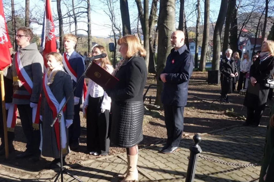 W ZSP Nr 4 w rozpoczęliśmy obchody rocznicy odzyskania przez Polskę Niepodległości pod hasłem „Świętujemy Wolność Razem!” - zdjęcie 20