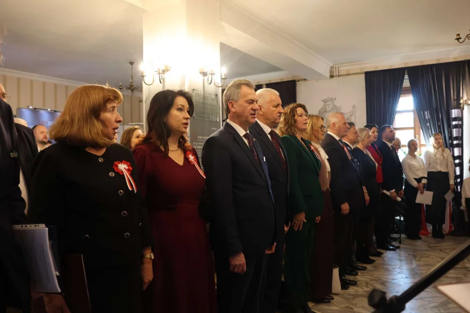 Uroczysta XXI Sesja Rady Miasta Limanowa z okazji 107. Rocznicy Odzyskania Niepodległości - zdjęcie 8