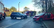 Zderzenie pojazdów na DW 968, jedna osoba ranna - zdjęcie 2