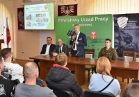Ścieżki kariery w służbach mundurowych - zdjęcie główne