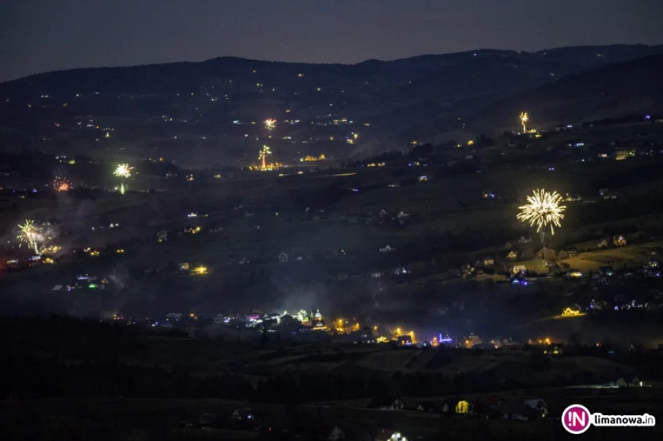 Niebo nad regionem w Sylwestra 2018 - zdjęcie 20