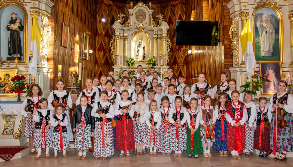 Rozpoczął się zimowy cykl nabożeństw (ZDJĘCIA) - zdjęcie 1