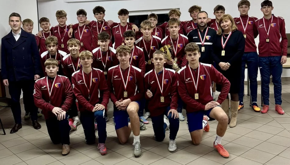 Nagrodzili juniorów Limanovii - zdjęcie 1