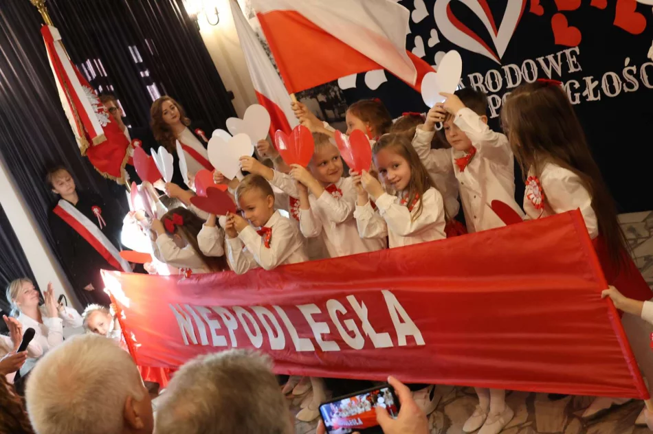 Uroczysta sesja w muzeum - wstęp do obchodów - zdjęcie 2