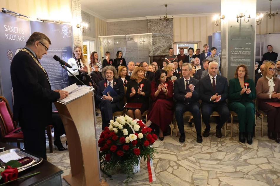 Uroczysta sesja w muzeum - wstęp do obchodów - zdjęcie 10