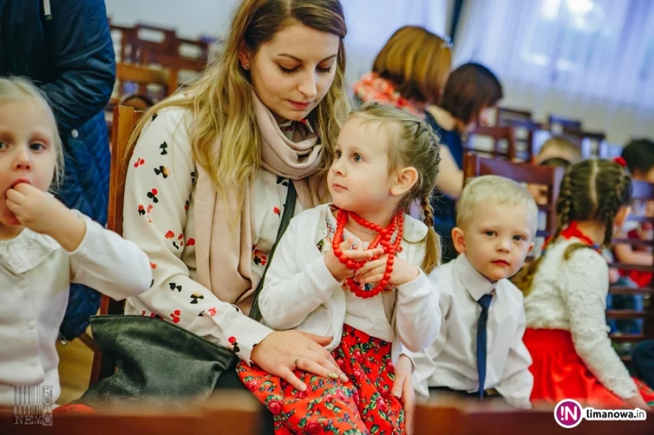 V Międzyprzedszkolny Konkurs Kolęd i Pastorałek - zdjęcie 3