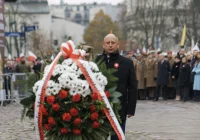 Wojewoda małopolski: czerwień naszych barw to przelana krew, ale też miłość i braterstwo - zdjęcie główne