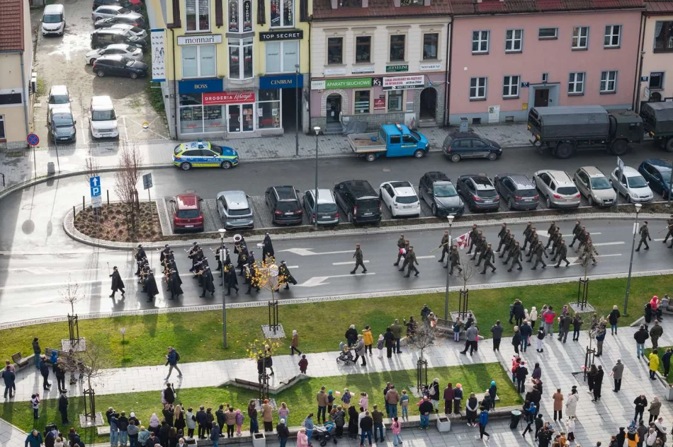 Limanowa uczciła wolność! 107. Rocznica Odzyskania przez Polskę Niepodległości - zdjęcie 5