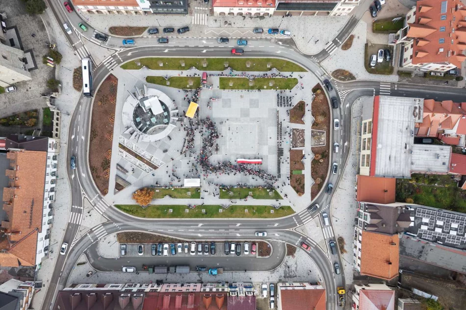 Limanowa uczciła wolność! 107. Rocznica Odzyskania przez Polskę Niepodległości - zdjęcie 18