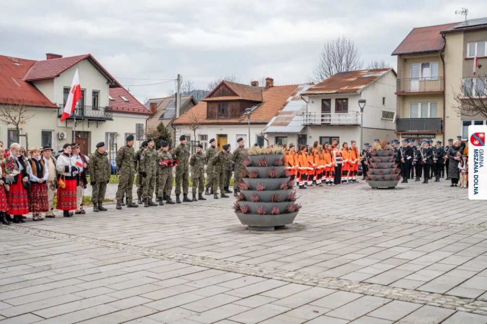 Mszana Dolna świętowała 107. rocznicę odzyskania niepodległości (ZDJĘCIA) - zdjęcie 13