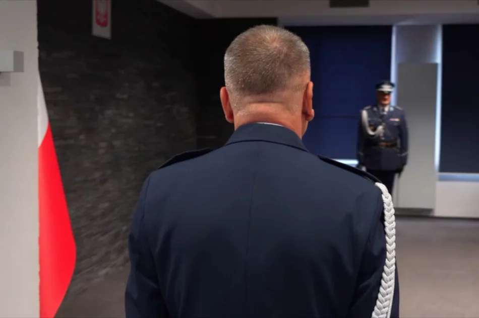 Awansowany komendant witany jak prezydent. Relację usunięto (FILM) - zdjęcie 13