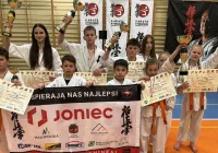 6 medali dla ARS Limanowa – JONIEC Team podczas Otwartych Mistrzostw Powiatu Rybnickiego w Karate Kyokushin - zdjęcie główne