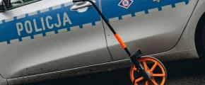 Śledczy: nadmierna prędkość przyczyną potrącenia małżeństwa z dzieckiem (aktl.) - zdjęcie główne